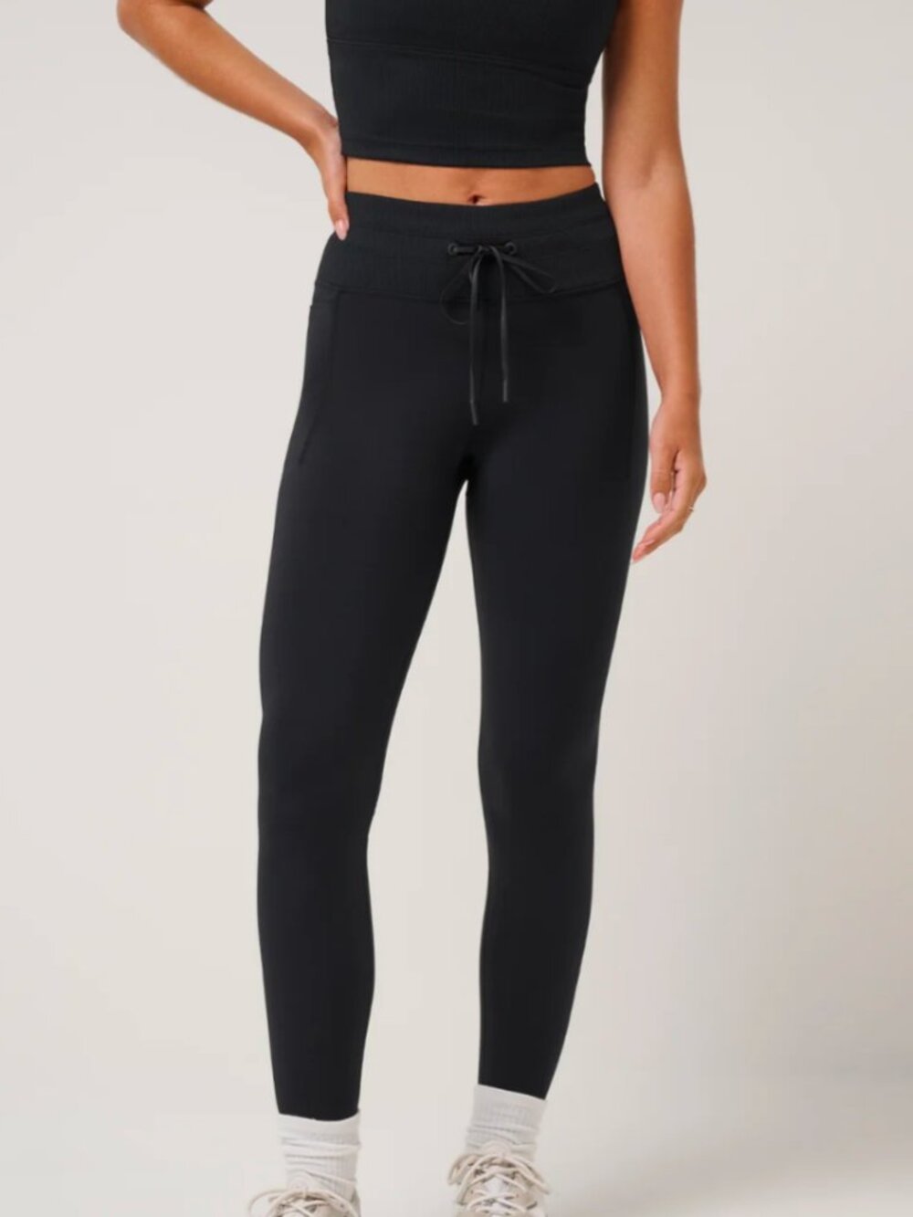NWT TravisMathew BLACK MoveKnit Tie Bonded Legging–Women’s Large
